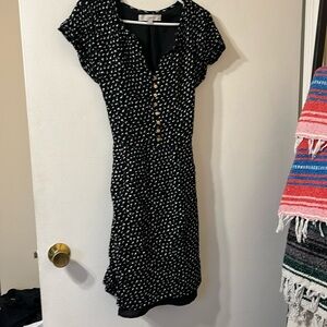 Loft size large, black and white flower dress, flowy, tie waist